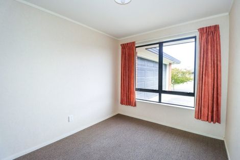 Photo of property in 17 Meridian Grove, Kelvin Grove, Palmerston North, 4414