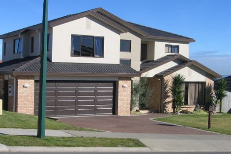 Photo of property in 3 Bejoy Rise, East Tamaki Heights, Auckland, 2016