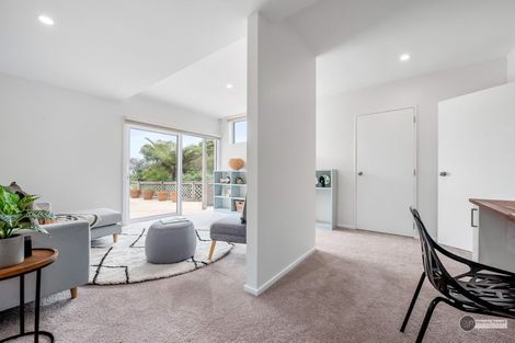 Photo of property in 2/90 Howard Road, Point Howard, Lower Hutt, 5013