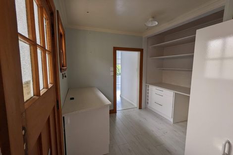 Photo of property in 5 Golf Road, Paraparaumu Beach, Paraparaumu, 5032