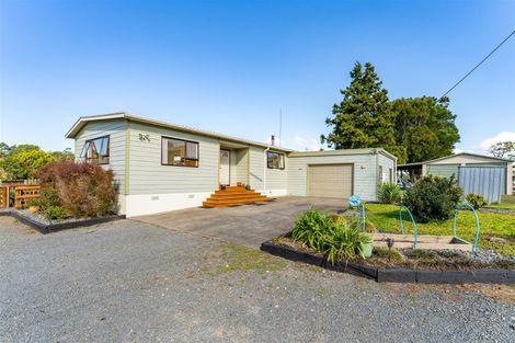 Photo of property in 104 Awa Road, Kumeu, 0891