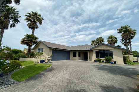 Photo of property in 3 Drumfearn Place, Rototuna, Hamilton, 3210