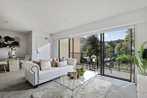 Photo of property in 5/7 The Avenue, Albany, Auckland, 0632