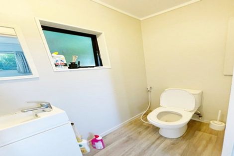 Photo of property in 5 Rondorlyn Place, Manurewa, Auckland, 2102