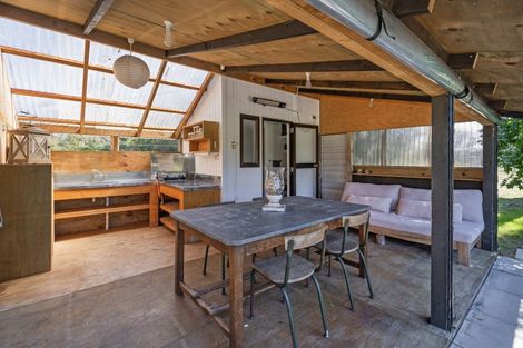 Photo of property in 121 Winslow Place, Matarangi, Whitianga, 3592