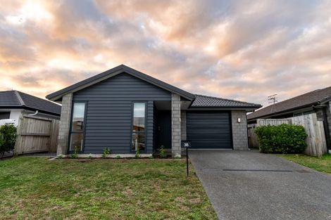 Photo of property in 38 Hills View Drive, Papamoa, 3118