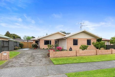 Photo of property in 15 Pembroke Drive, Bethlehem, Tauranga, 3110