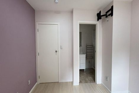 Photo of property in 1/3 Holt Avenue, Torbay, Auckland, 0630