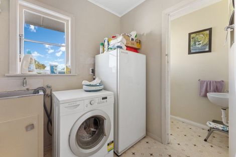 Photo of property in 78 Tararua Road, Levin, 5571