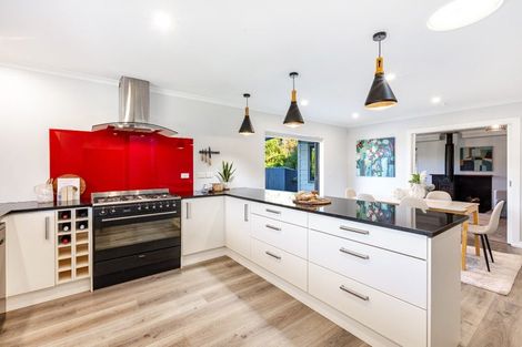 Photo of property in 21 Mcewen Crescent, Riverstone Terraces, Upper Hutt, 5018