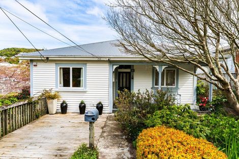 Photo of property in 30 Lucknow Terrace, Khandallah, Wellington, 6035