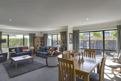 Photo of property in 5 Madison Street, Carterton, 5713