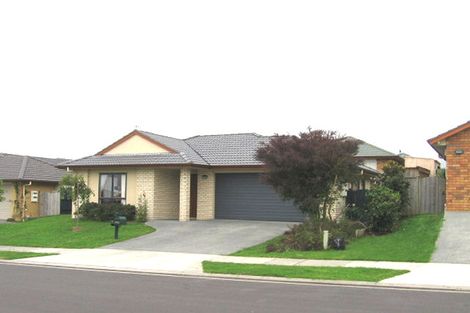 Photo of property in 14 Richfield Crescent, Westgate, Auckland, 0614