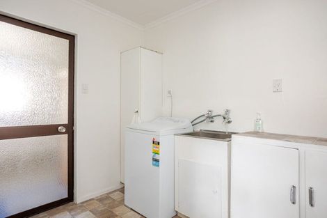 Photo of property in 9 Mcphee Street, Dannevirke, 4930