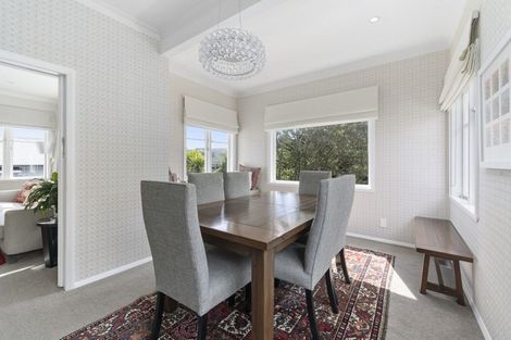 Photo of property in 7 Albemarle Road, Northland, Wellington, 6012