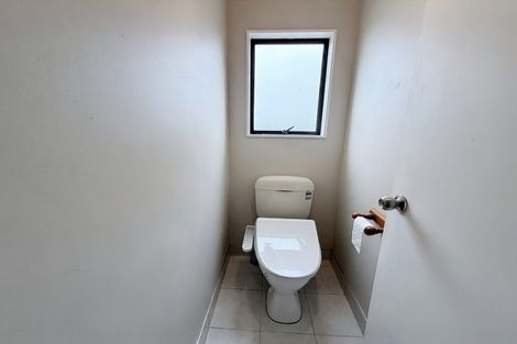 Photo of property in 19 Miriam Corban Heights, Henderson, Auckland, 0612