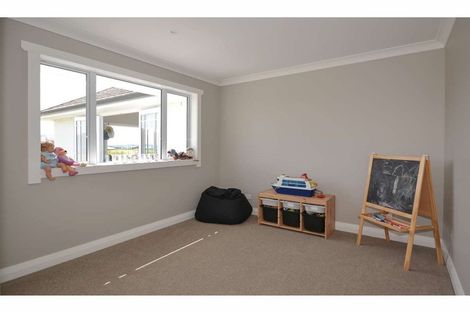 Photo of property in 4 Fernbird Grove, Kerikeri, 0294