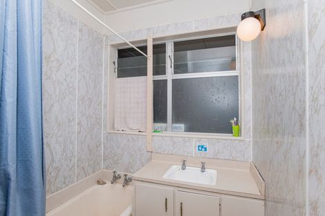 Photo of property in 17 Huxley Road, Outer Kaiti, Gisborne, 4010