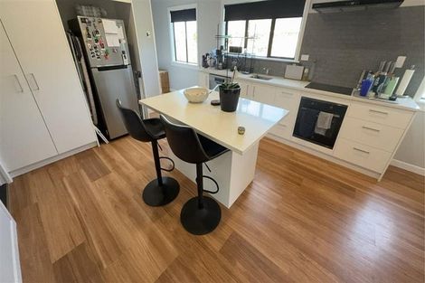 Photo of property in 15 Barry Street, Ferndale, New Plymouth, 4310