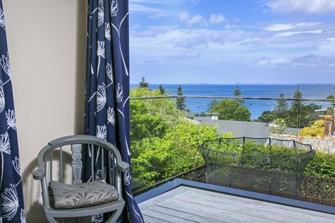 Photo of property in 81a Deep Creek Road, Waiake, Auckland, 0630