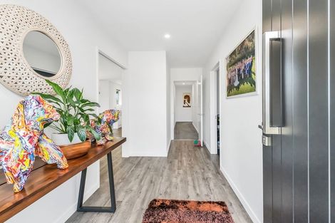 Photo of property in 10 Russell Lilley Drive, Rolleston, 7614