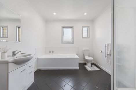 Photo of property in 1366 Victoria Street, Beerescourt, Hamilton, 3200