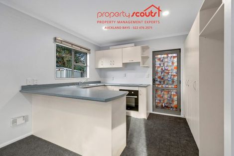 Photo of property in 551 Swanson Road, Ranui, Auckland, 0612