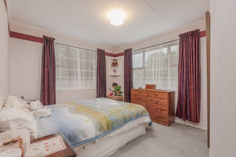 Photo of property in 19 Egmont Place, Westbrook, Palmerston North, 4412