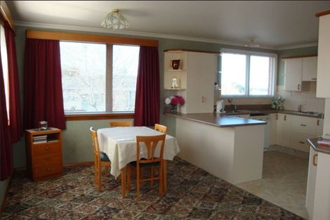 Photo of property in 2 Hill View Crescent, Highfield, Timaru, 7910