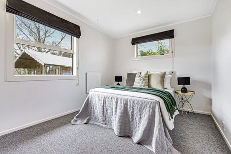 Photo of property in 84 Newcastle Road, Dinsdale, Hamilton, 3204