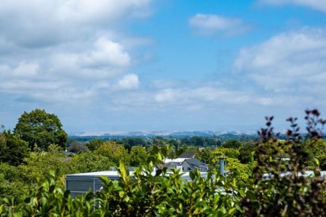 Photo of property in 15 Emerald Hill, Havelock North, 4130