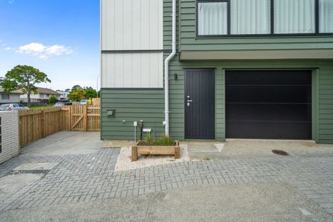 Photo of property in 5/125 Universal Drive, Henderson, Auckland, 0610