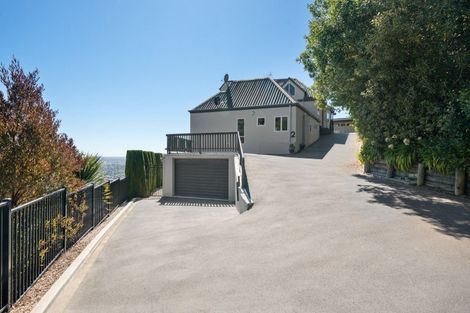 Photo of property in 2 Iles Lane, Cashmere, Christchurch, 8022