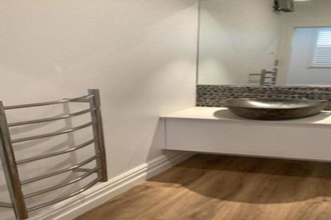 Photo of property in 19 Mozeley Avenue, Devonport, Auckland, 0624