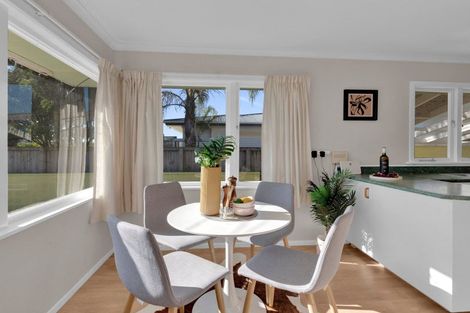 Photo of property in 28 Mears Road, St Andrews, Hamilton, 3200