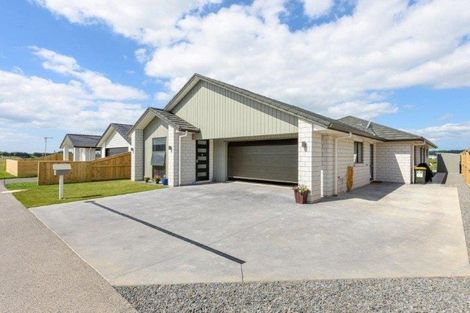 Photo of property in 8 Omapere Lane, Pyes Pa, Tauranga, 3112
