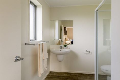 Photo of property in 7 Eruini Street, Waikanae Beach, Waikanae, 5036