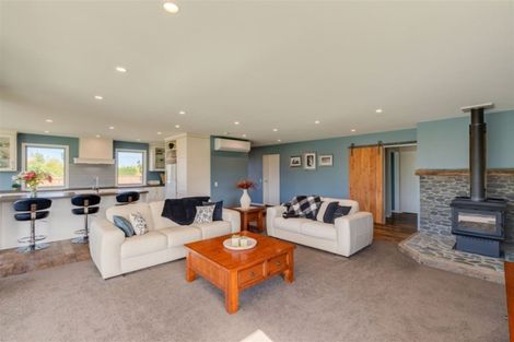 Photo of property in 1378 Poyntzs Road, West Eyreton, Rangiora, 7475