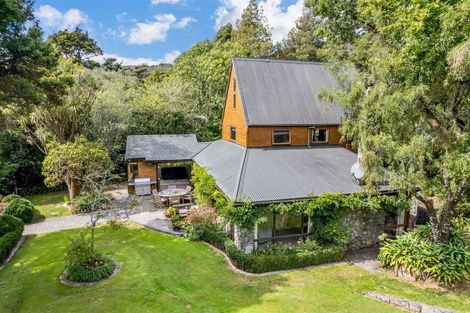 Photo of property in 30c Chatsworth Road, Silverstream, Upper Hutt, 5019