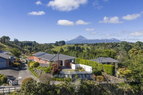 Photo of property in 12 Junction Street, Welbourn, New Plymouth, 4310