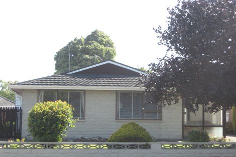 Photo of property in 2/11 Young Street, Somerfield, Christchurch, 8024