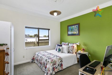 Photo of property in 23 Waikare Street, Karori, Wellington, 6012