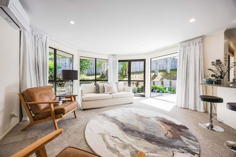 Photo of property in 22 Ballymore Drive, Pinehill, Auckland, 0632