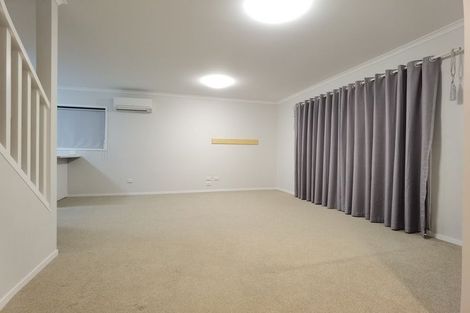 Photo of property in 125 Riverpark Crescent, Henderson, Auckland, 0610