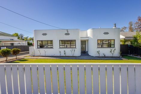 Photo of property in 3 Great North Road, Waipawa, 4210