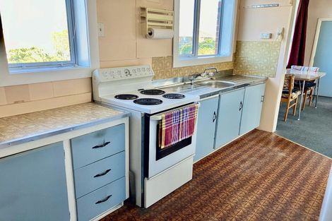 Photo of property in 43 Chaucer Street, Milton, 9220