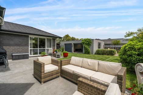 Photo of property in 4 Palmer Crescent, Silverstream, Upper Hutt, 5019