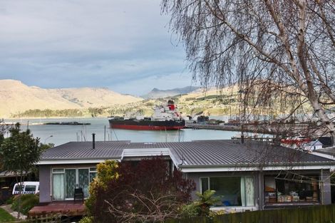 Photo of property in 5 Voelas Road, Lyttelton, 8082
