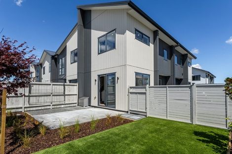 Photo of property in 11 Noel Hayden Street, Takanini, 2112