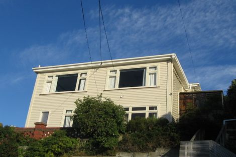 Photo of property in 13 Palliser Road, Roseneath, Wellington, 6011